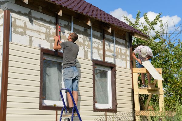 Cost of Handyman Siding Repair in Humble