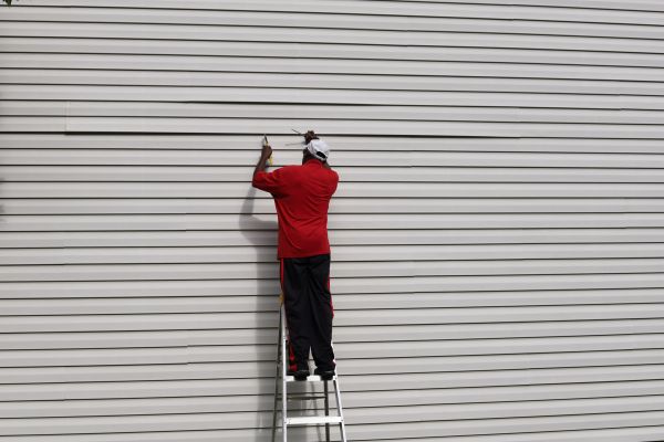 Loose Siding Repair in Humble