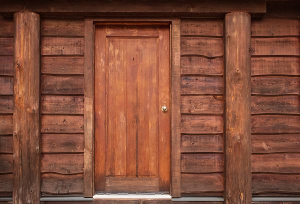 Log Cabin Siding Installation in Humble