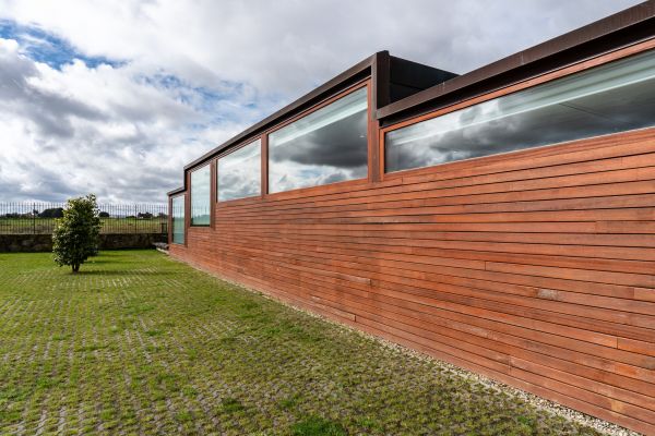 Cost of Wood Cladding Service in Humble