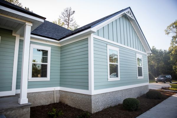 Board Siding Repair in Humble