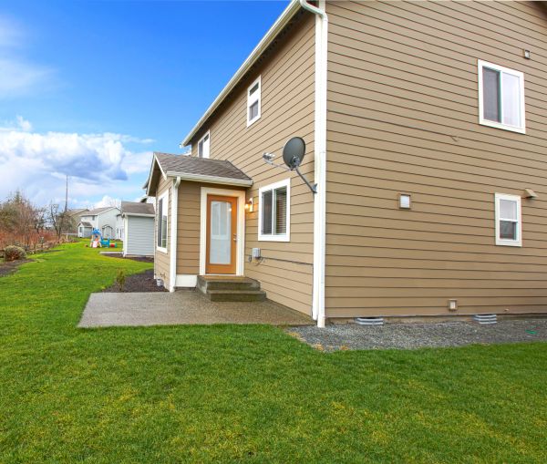 Clapboard Siding Repair in Humble